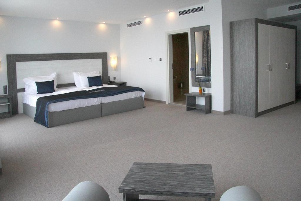 Moonlight Hotel Sveti Vlas Exterior photo